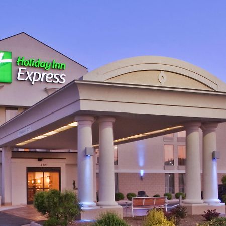 Holiday Inn Express Danville By Ihg Eksteriør billede