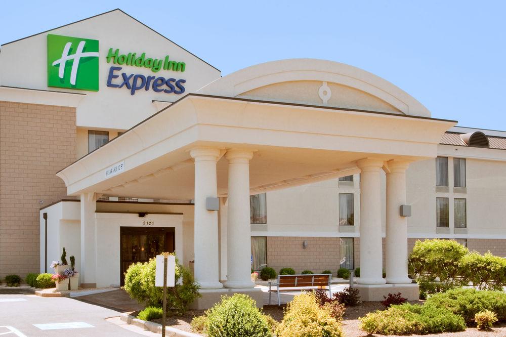 Holiday Inn Express Danville By Ihg Eksteriør billede