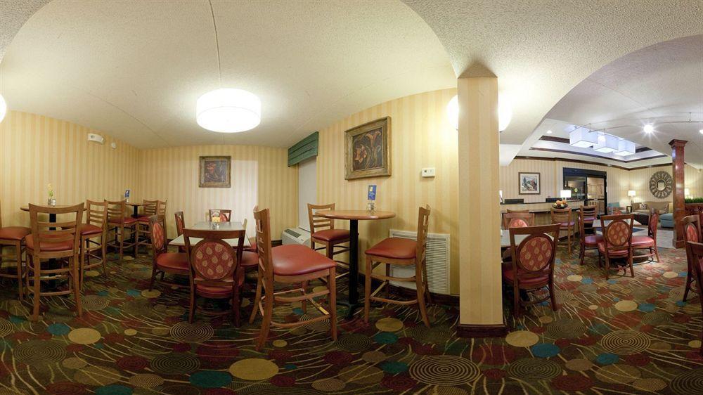 Holiday Inn Express Danville By Ihg Eksteriør billede