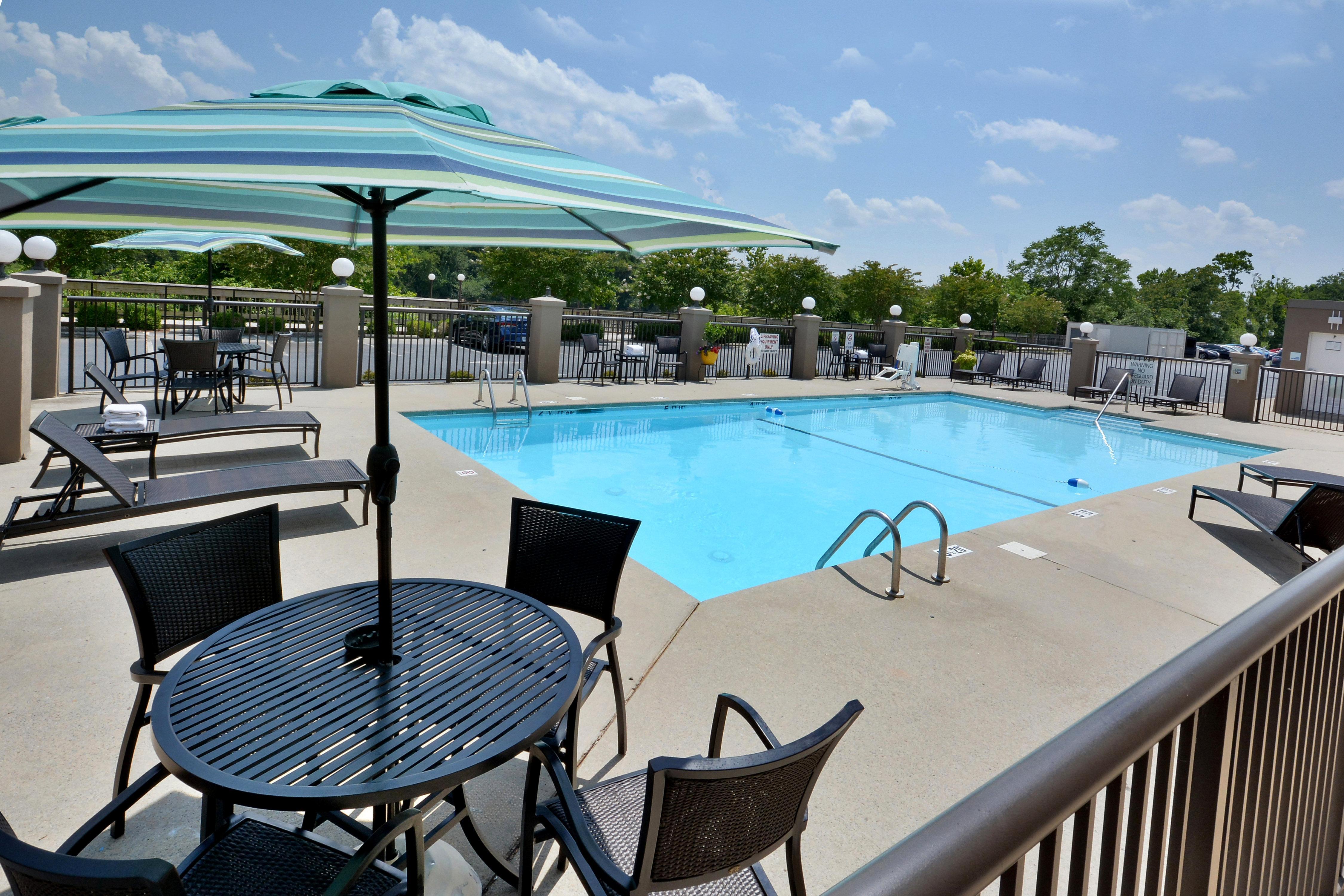 Holiday Inn Express Danville By Ihg Eksteriør billede