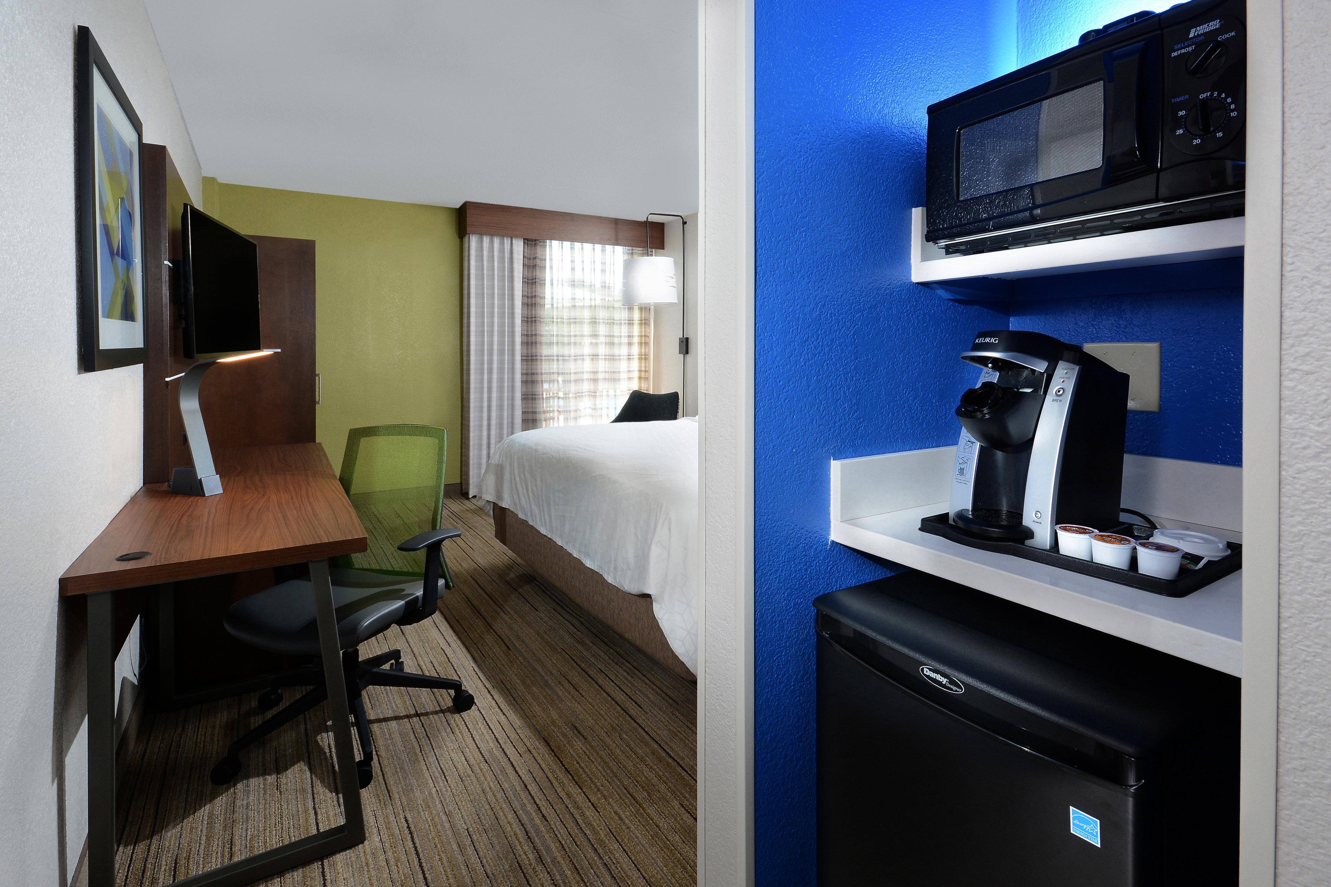 Holiday Inn Express Danville By Ihg Eksteriør billede
