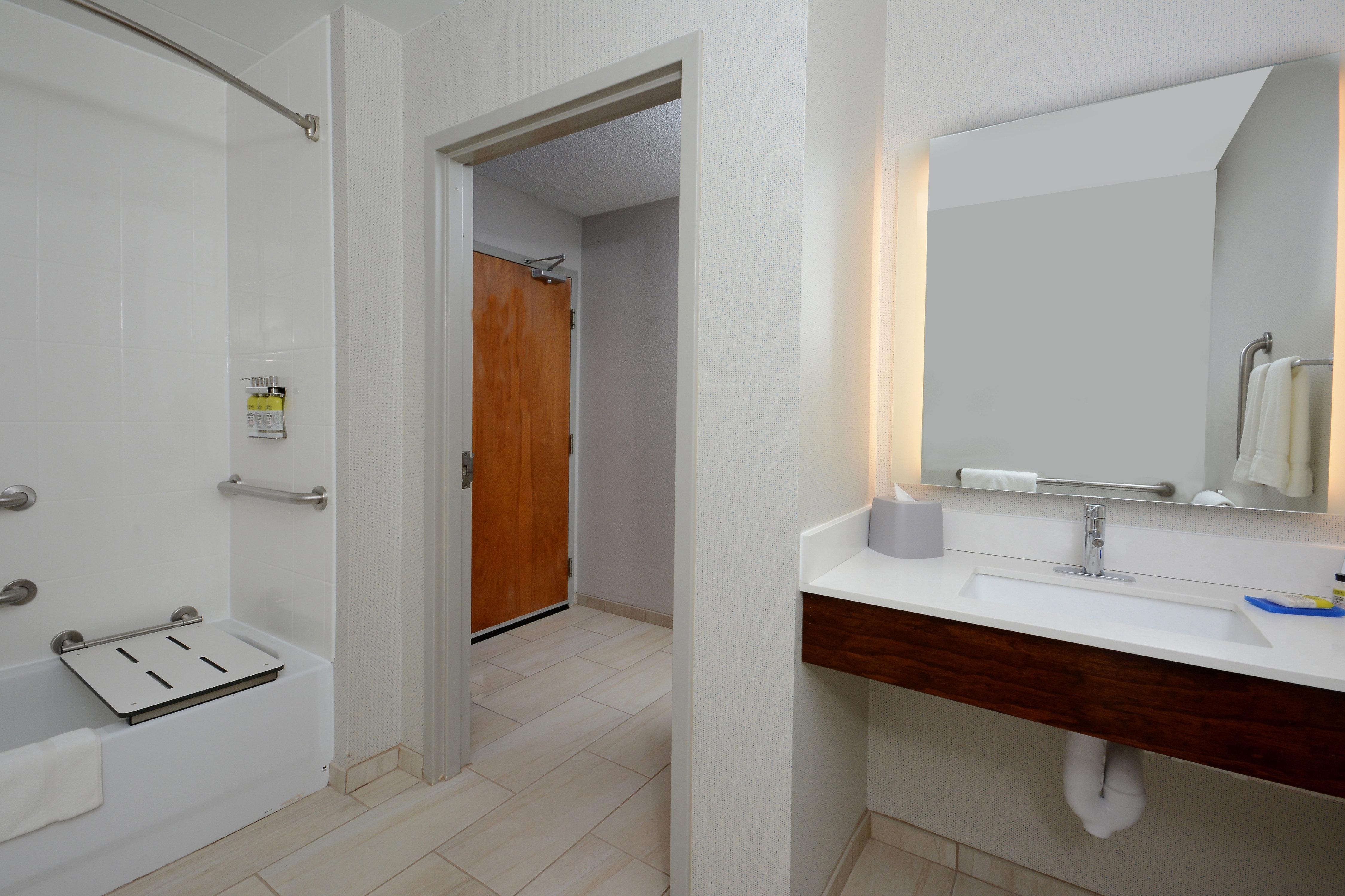 Holiday Inn Express Danville By Ihg Eksteriør billede