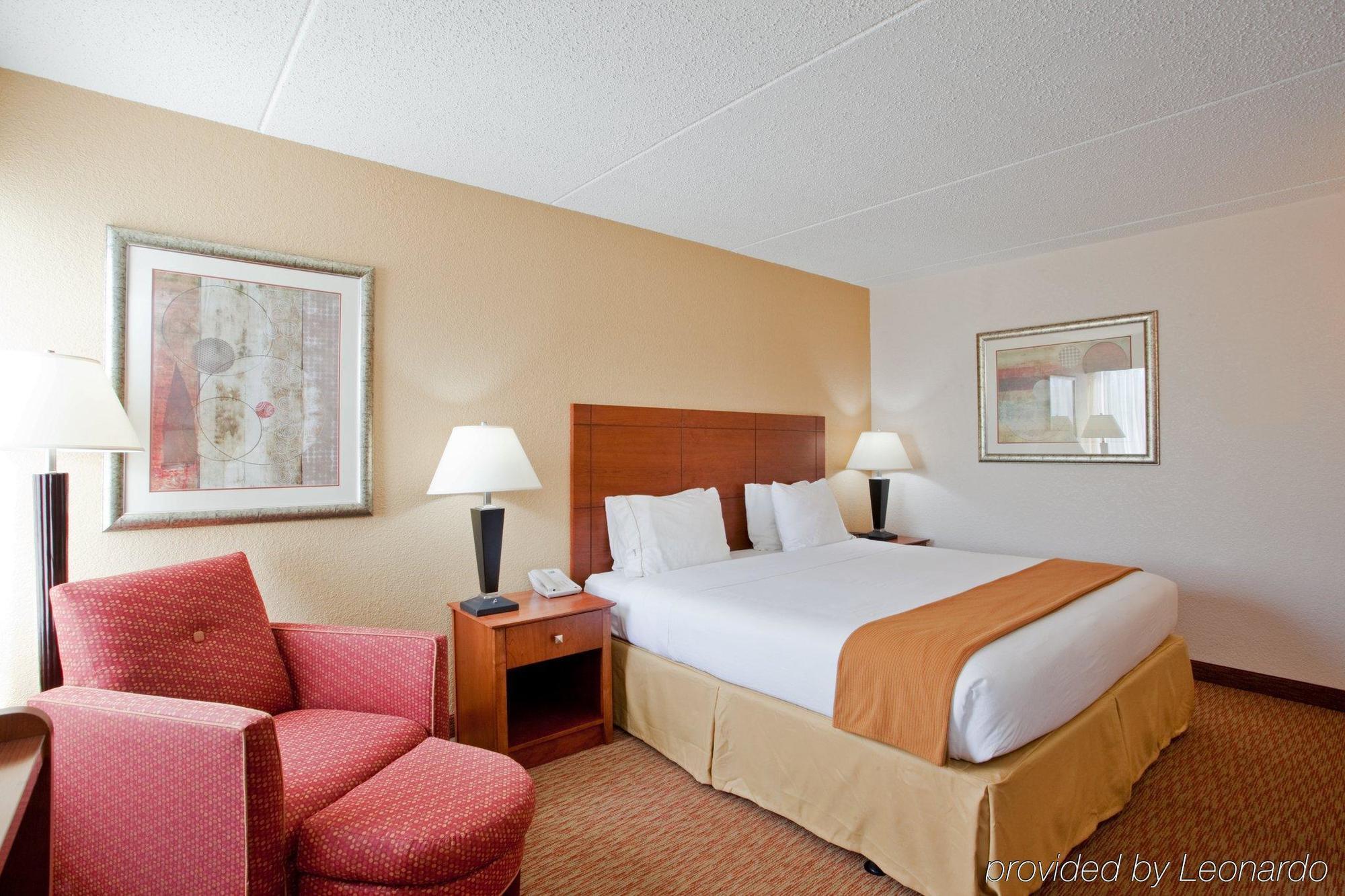 Holiday Inn Express Danville By Ihg Eksteriør billede